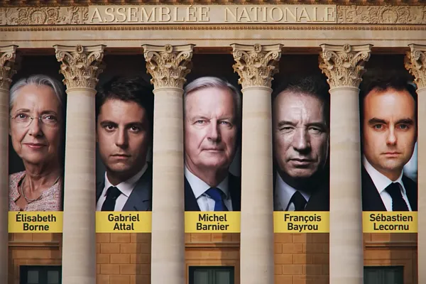 Kinh Tế Pháp: Nghèo Vì Lương Hưu?