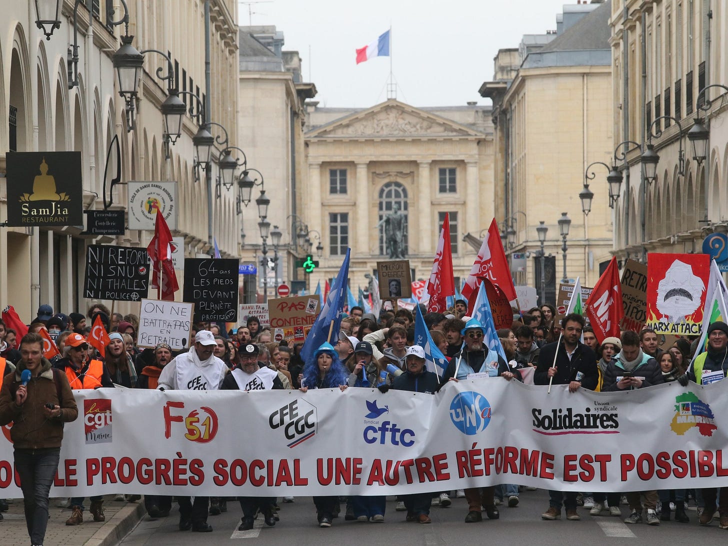 Pension reform protests in France: What you need to know | Explainer News | Al Jazeera Pension reform protests in France: What you need to know | Explainer News | Al Jazeera